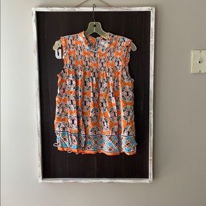 Crown & Ivy sleeveless top